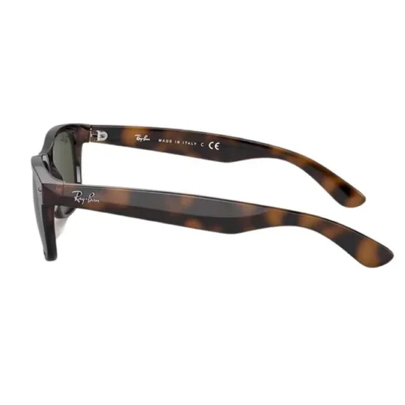 Ray-Ban • New Wayfarer Classic Polarized Sunglasses • Tortoise/G-15 • With Case